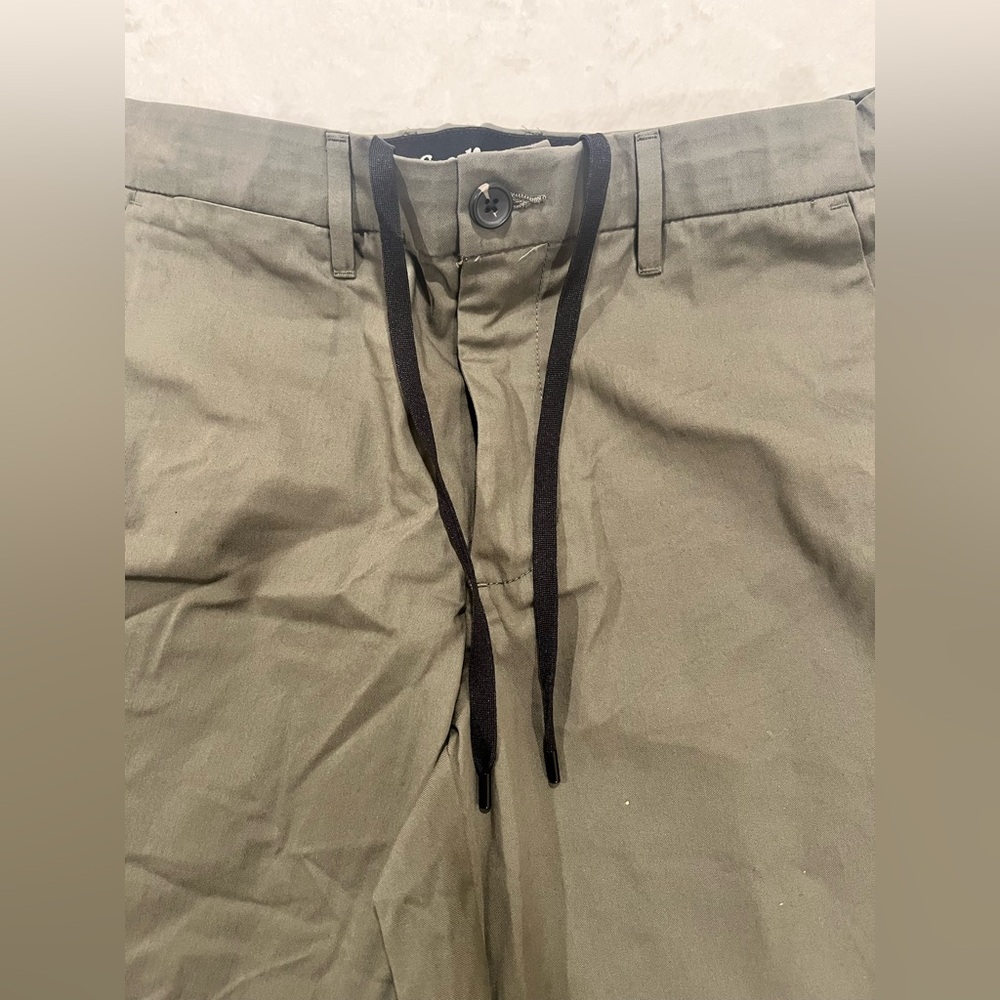 Goodfellow & Co Men’s 9" Performance Tech Chino Shorts - Olive Green Size 30 - Picture 4 of 11